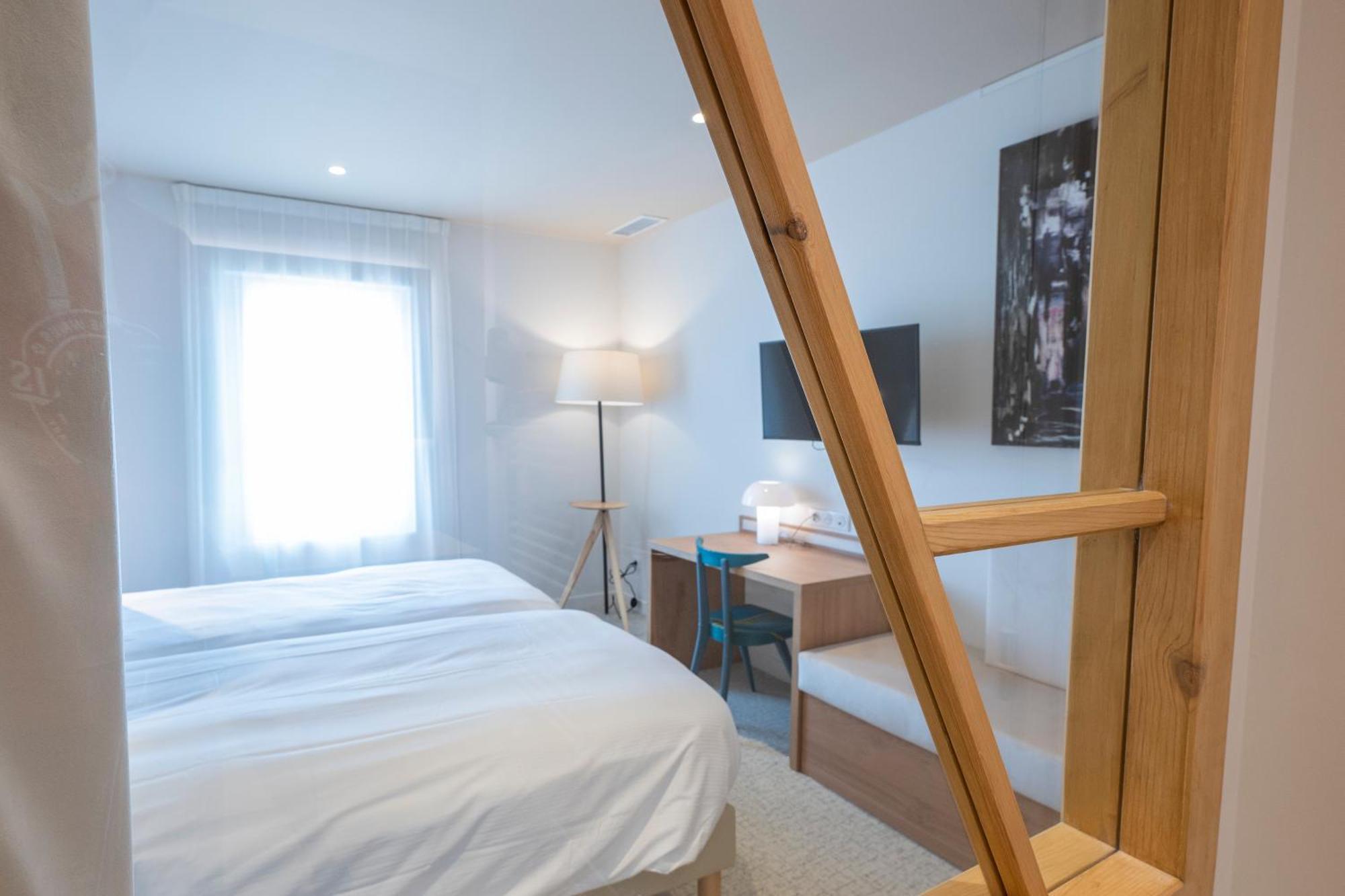 Hotel Les Pins Saint-Trojan-les-Bains Exterior foto