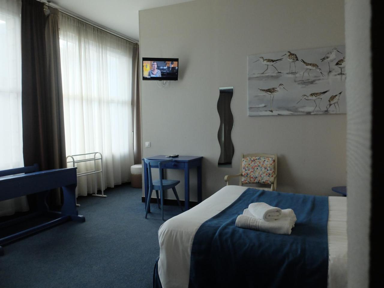 Hotel Les Pins Saint-Trojan-les-Bains Exterior foto